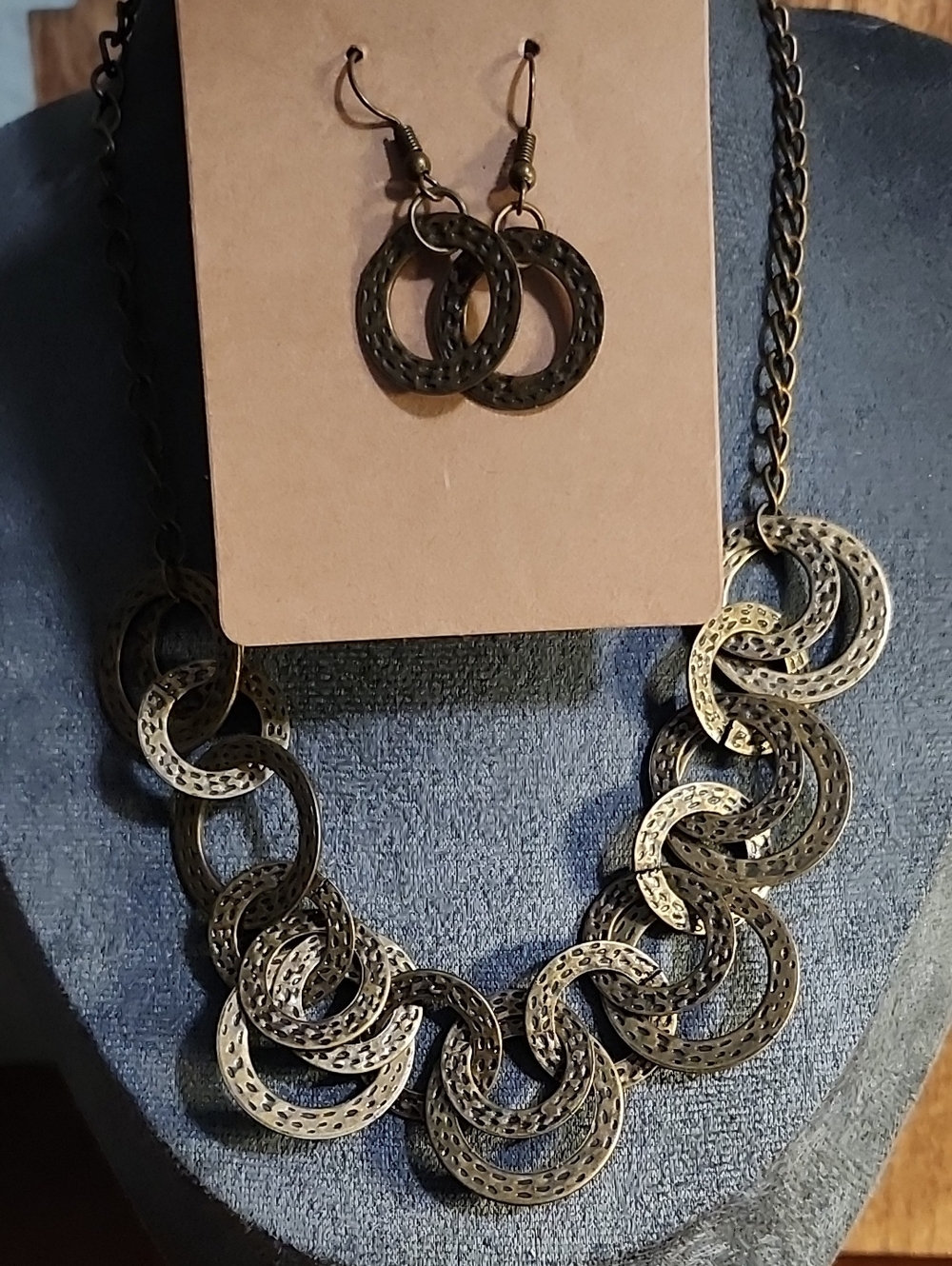 Antique Bronze Interlocking Circle Necklace - Women’s Bronze Necklace